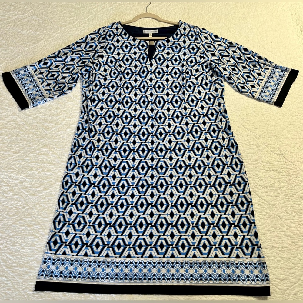 Sandra Darren Blue and White Geometric Long Sleeve Dress